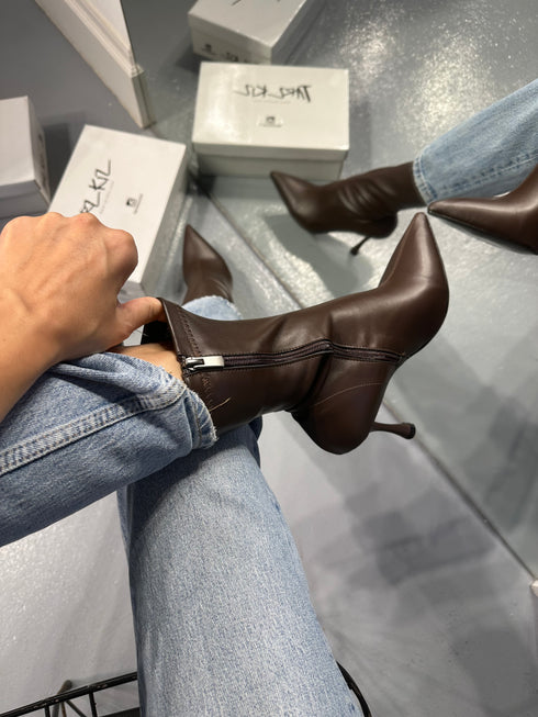 CAREY KAHVE STREÇ BOT 🖤