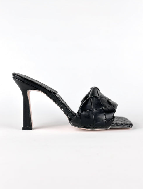 TEGA SİYAH ÖRGÜ TERLİK