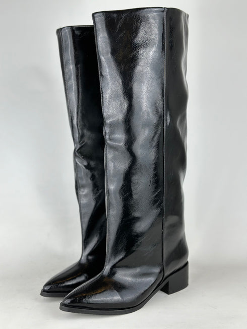 MOCHA SİYAH GENİŞ BALDIR UYUMLU XL ÇİZME