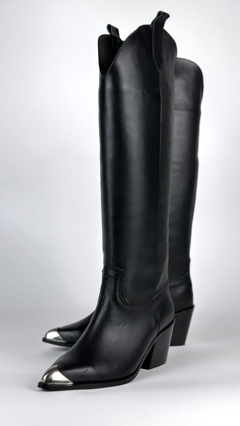 ALA XL Kesimli Demir Aksesuarlı Çizme