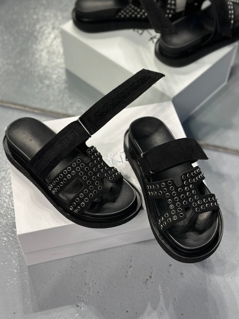 TOTEM Siyah Trok Taşlı Terlik