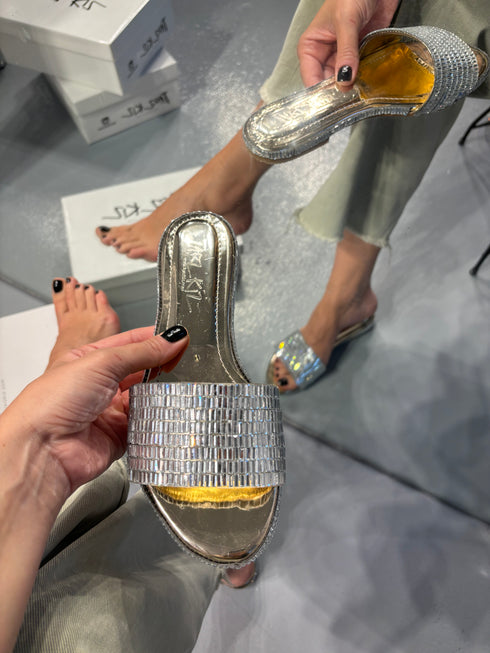 MONO TAŞLI DÜZ TERLİK