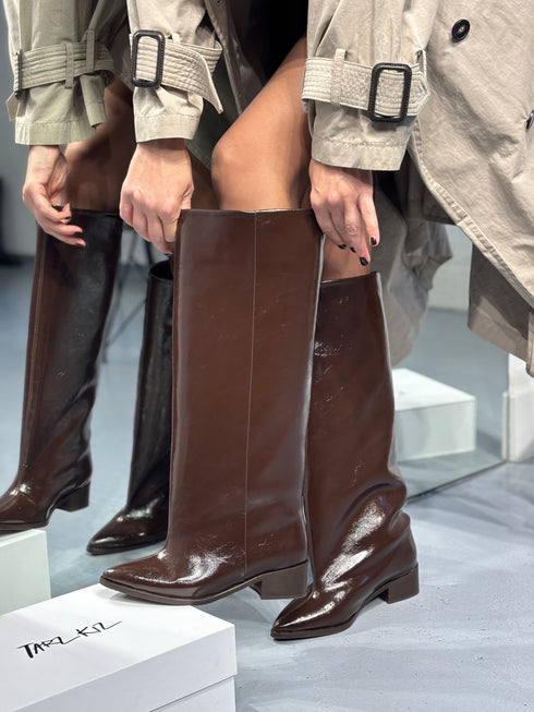 MOCHA KAHVERENGİ GENİŞ BALDIR UYUMLU XL ÇİZME