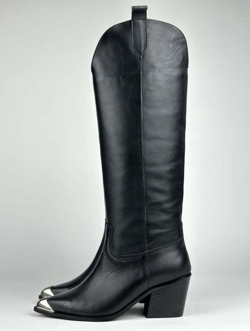 ALA XL Kesimli Demir Aksesuarlı Çizme