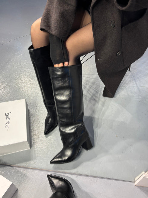 ASOS SİYAH GENİŞ BALDIR UYUMLU XL ÇİZME