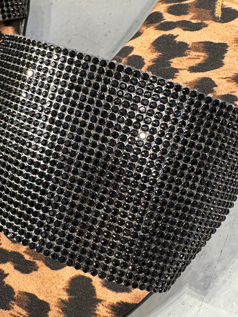 AFRO LEOPAR TAŞLI TERLİK