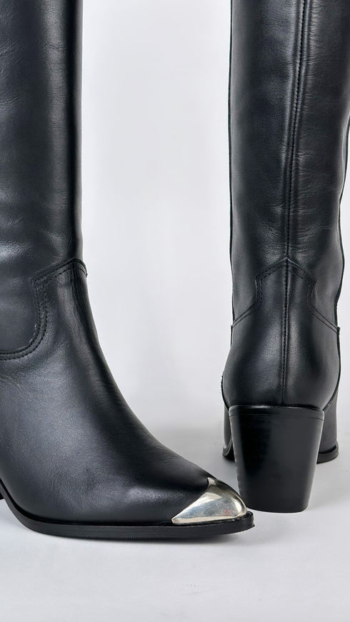 ALA XL Kesimli Demir Aksesuarlı Çizme