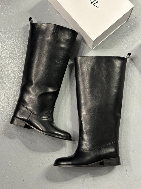 OVER GENİŞ BALDIR UYUMLU SİYAH XL ÇİZME