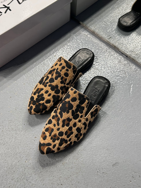 1143 LEOPAR DESENLİ TERLİK