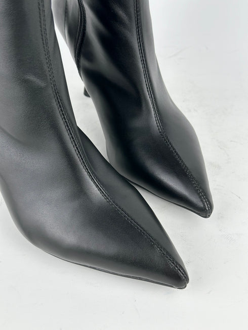 CAREY SİYAH STREÇ BOT 🖤