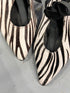 1066 ZEBRA BABET