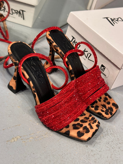 1086 KIRMIZI İPLİ LEOPAR TOPUKLU SANDALET