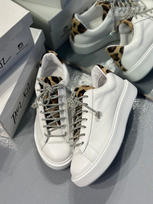 AFRO BEYAZ LEOPAR ORJİNAL DERİ SPOR AYAKKABI