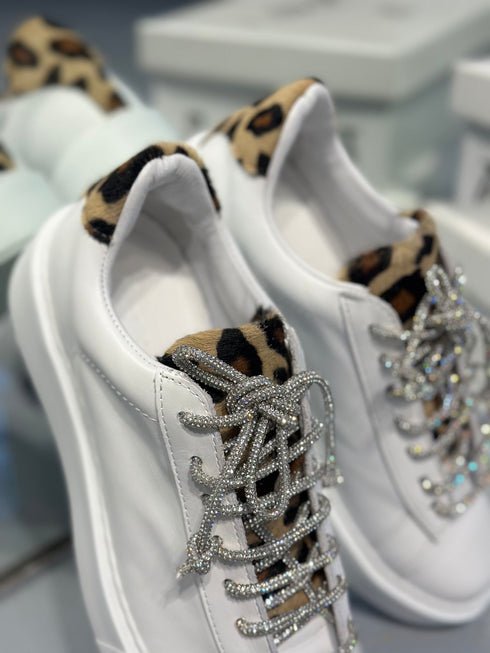 AFRO BEYAZ LEOPAR ORJİNAL DERİ SPOR AYAKKABI