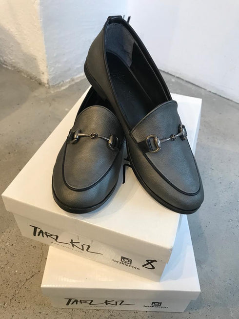 7072 GRİ TOKALI DÜZ AYAKKABI