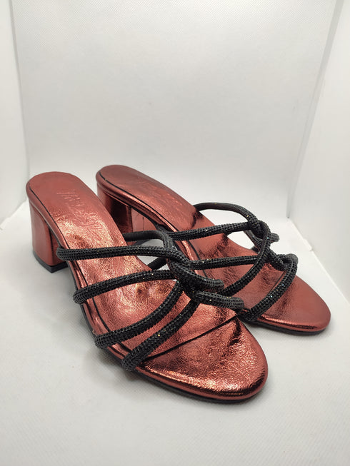 7452 İÇİ KIRMIZI TAŞLI TERLİK