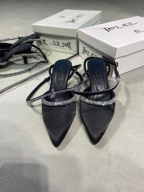 7536 SİYAH KISA TOPUKLU SANDALET