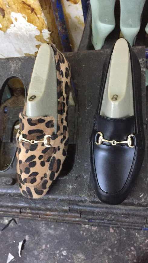 OLIVE SİYAH TOKALI LOAFER