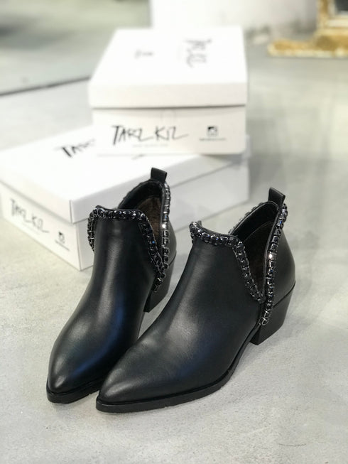 MORE SİYAH TAŞLI BOOTIE