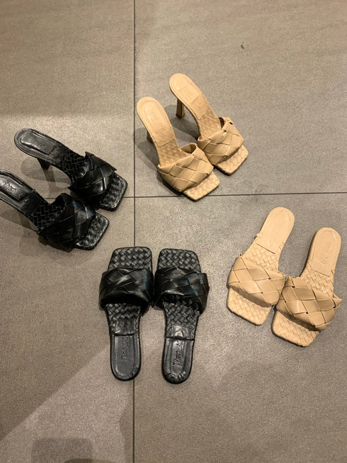 ROSIE SİYAH DÜZ TERLİK