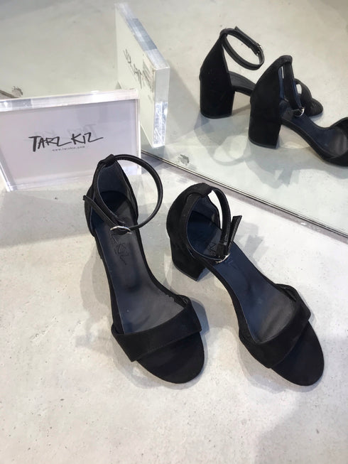 TALU SİYAH SÜET SANDALET