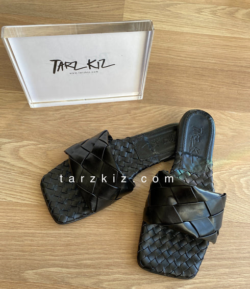 ROSIE SİYAH DÜZ TERLİK