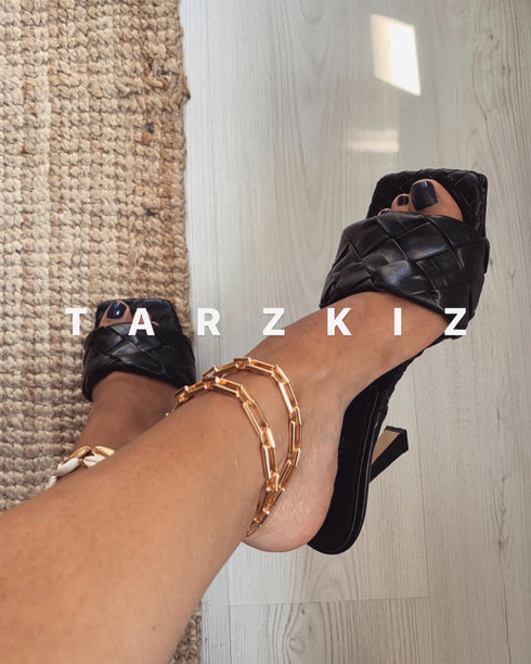 TEGA SİYAH ÖRGÜ TERLİK