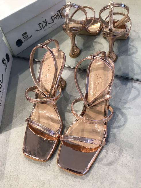 TUVANA BRONZ TOPUKLU SANDALET