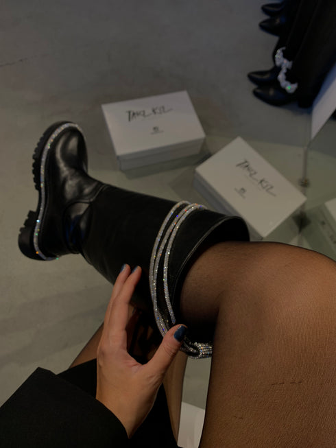 VICI KRİSTAL DETAYLI ÇİZME