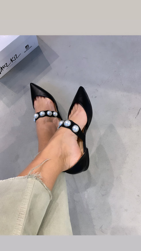 TALY İNCİLİ SİYAH DÜZ AYAKKABI