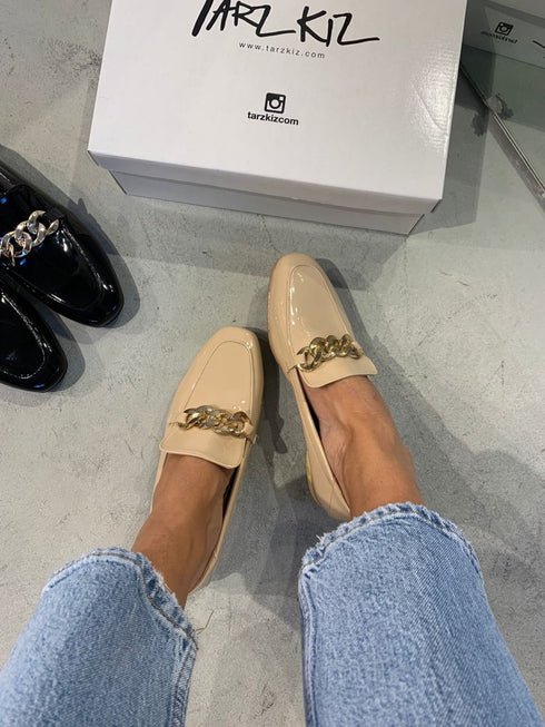 VERSA RUGAN NUDE ZİNCİRLİ LOAFER
