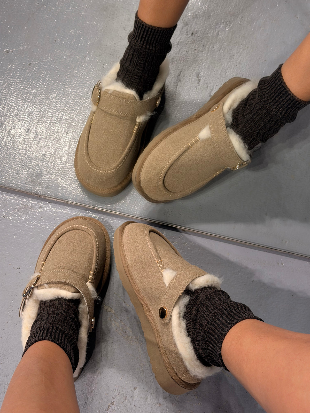 COS BEJ Süet Kürklü Bootie