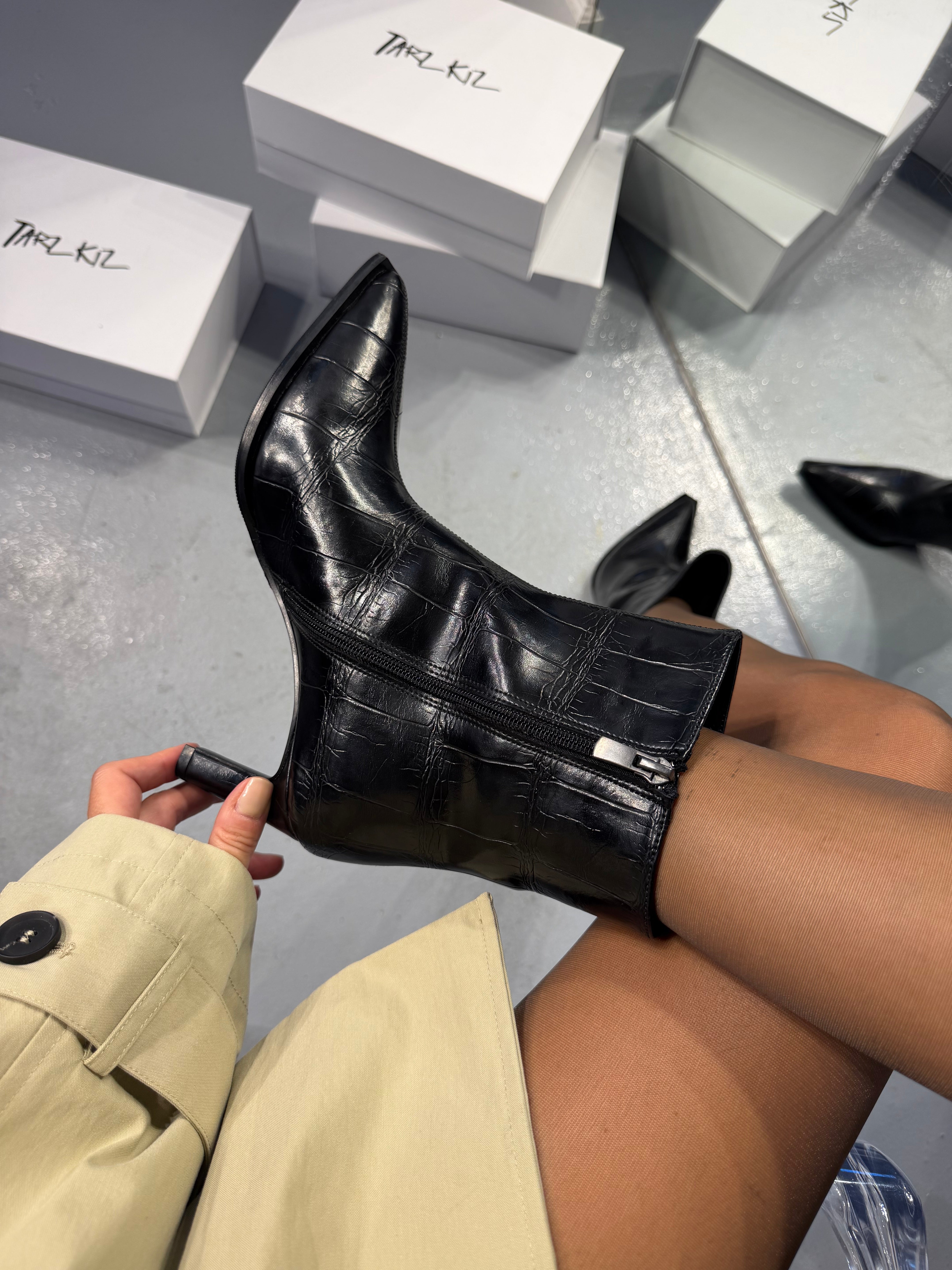 LOOM Geniş Bilekli Fermuarlı Bootie