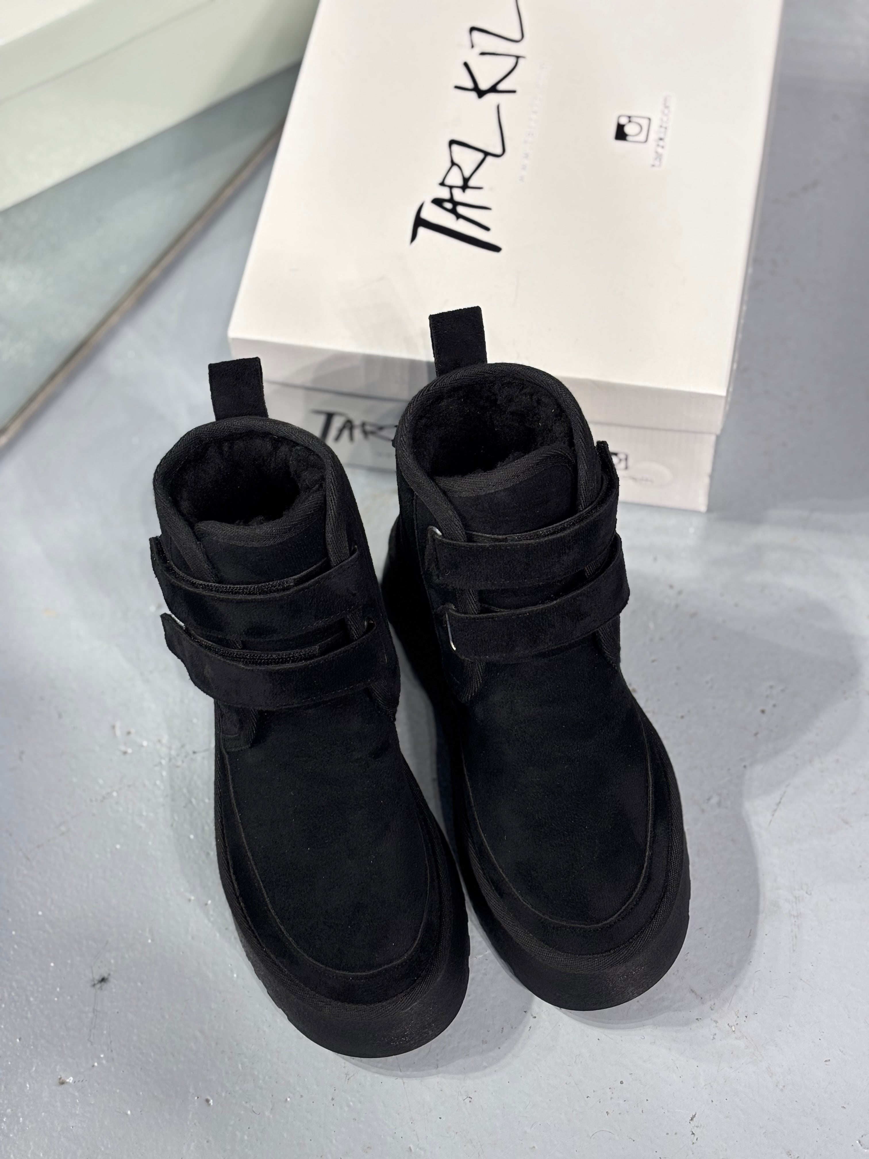 MASH MINI BOOTIE 🖤