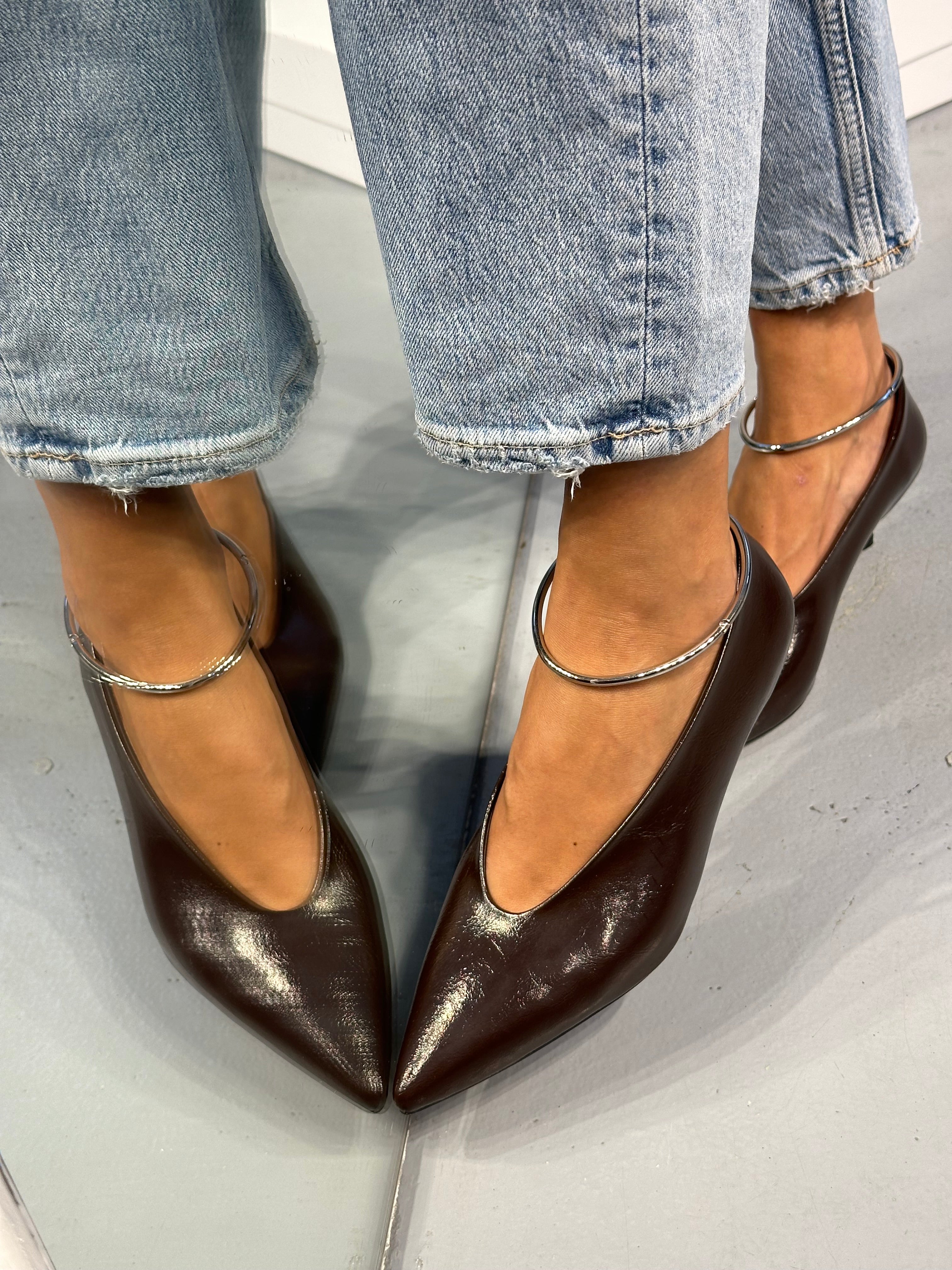AREA KAHVERENGİ 3 cm STILETTO