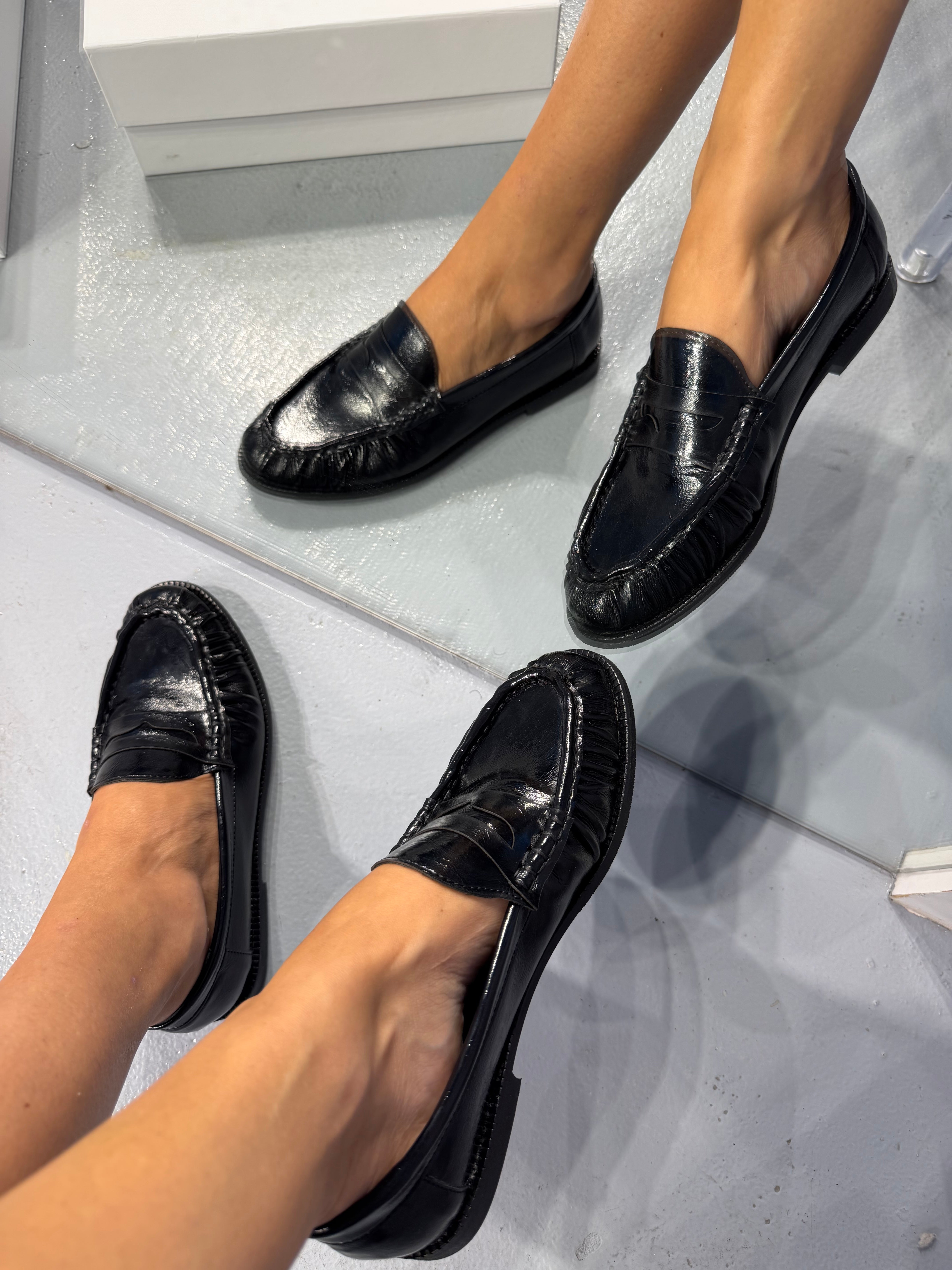 LAUREN SİYAH DERİ LOAFER