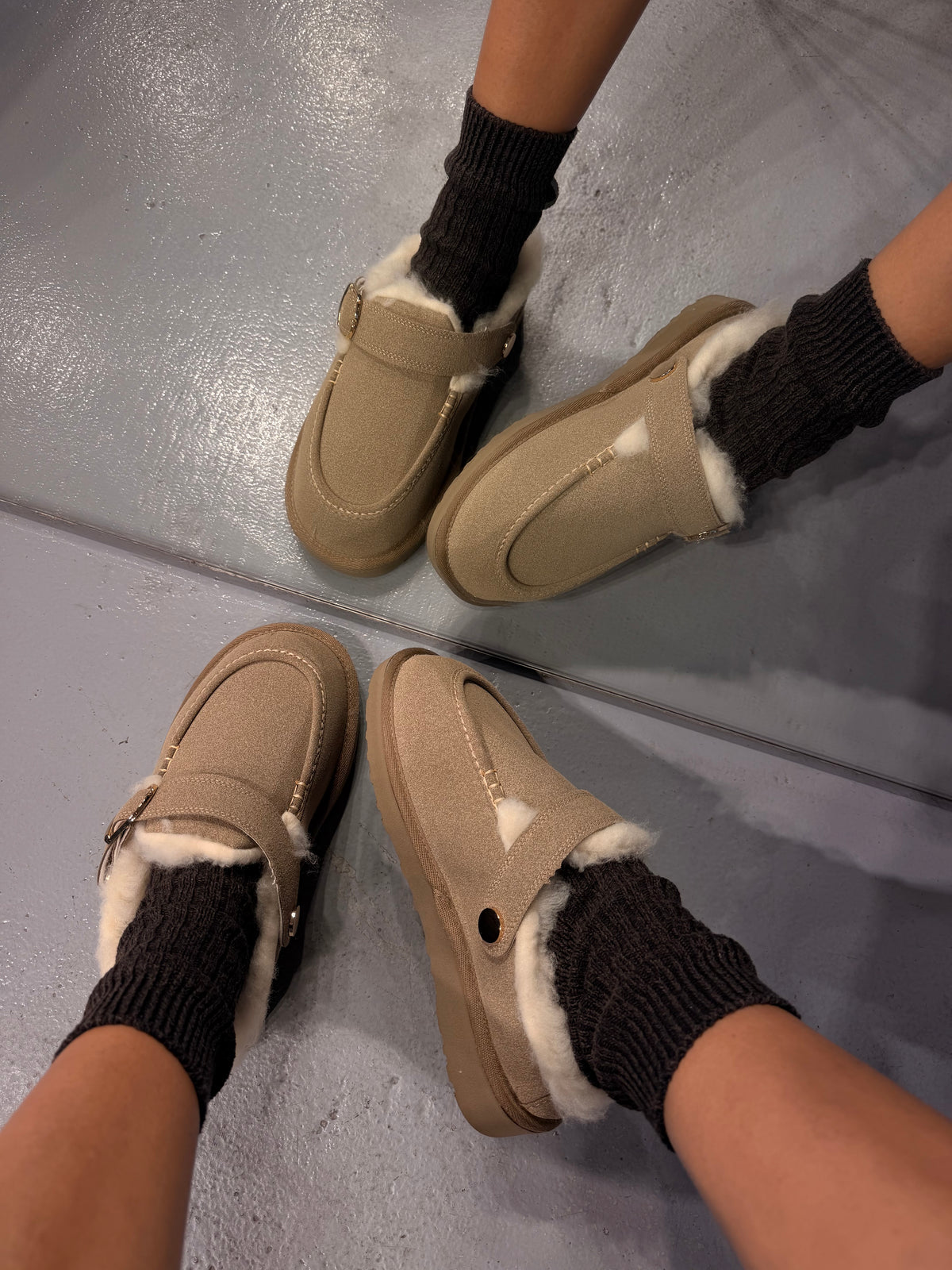 COS BEJ Süet Kürklü Bootie