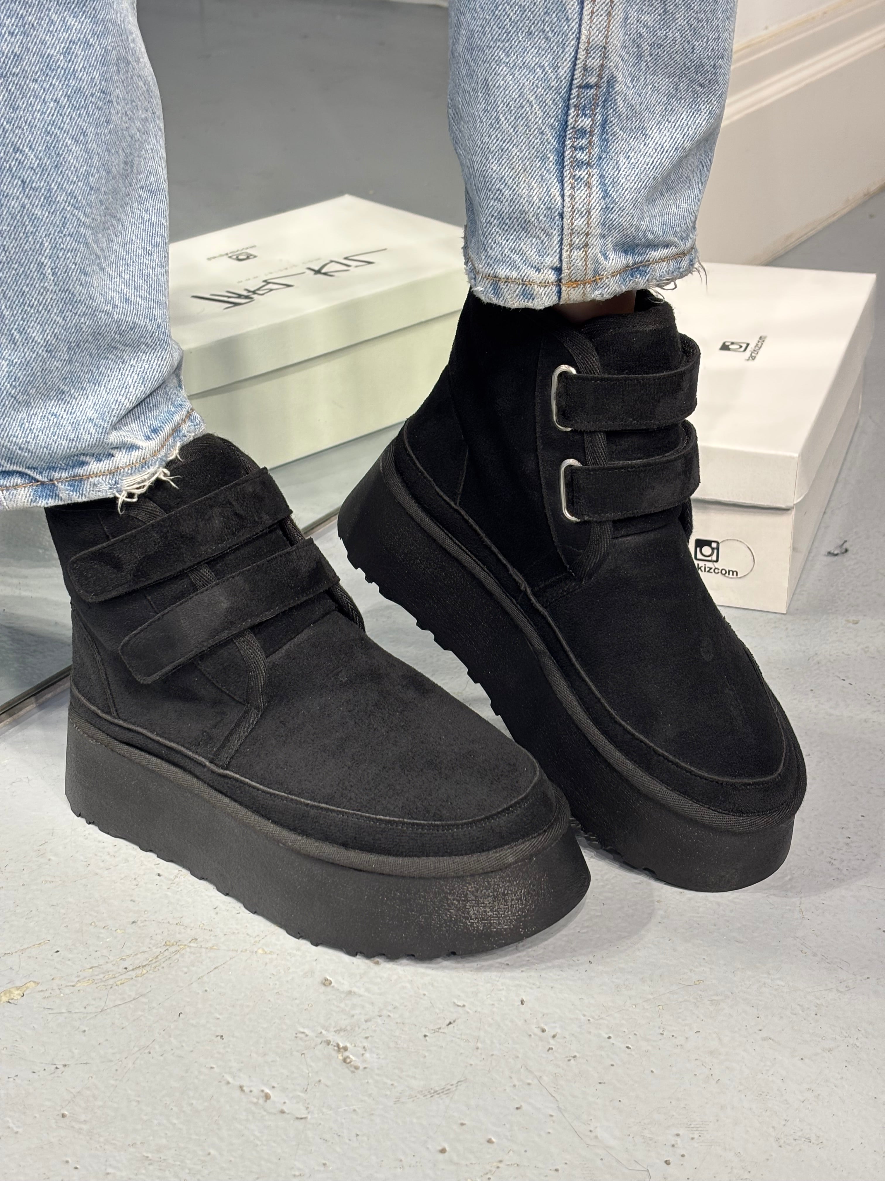 MASH MINI BOOTIE 🖤