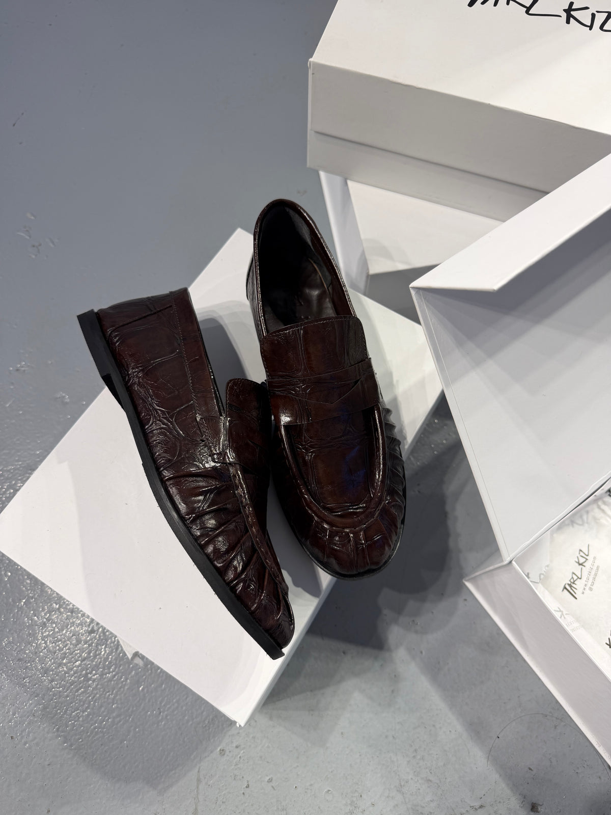LAUREN KAHVERENGİ KROKODİL DERİ LOAFER