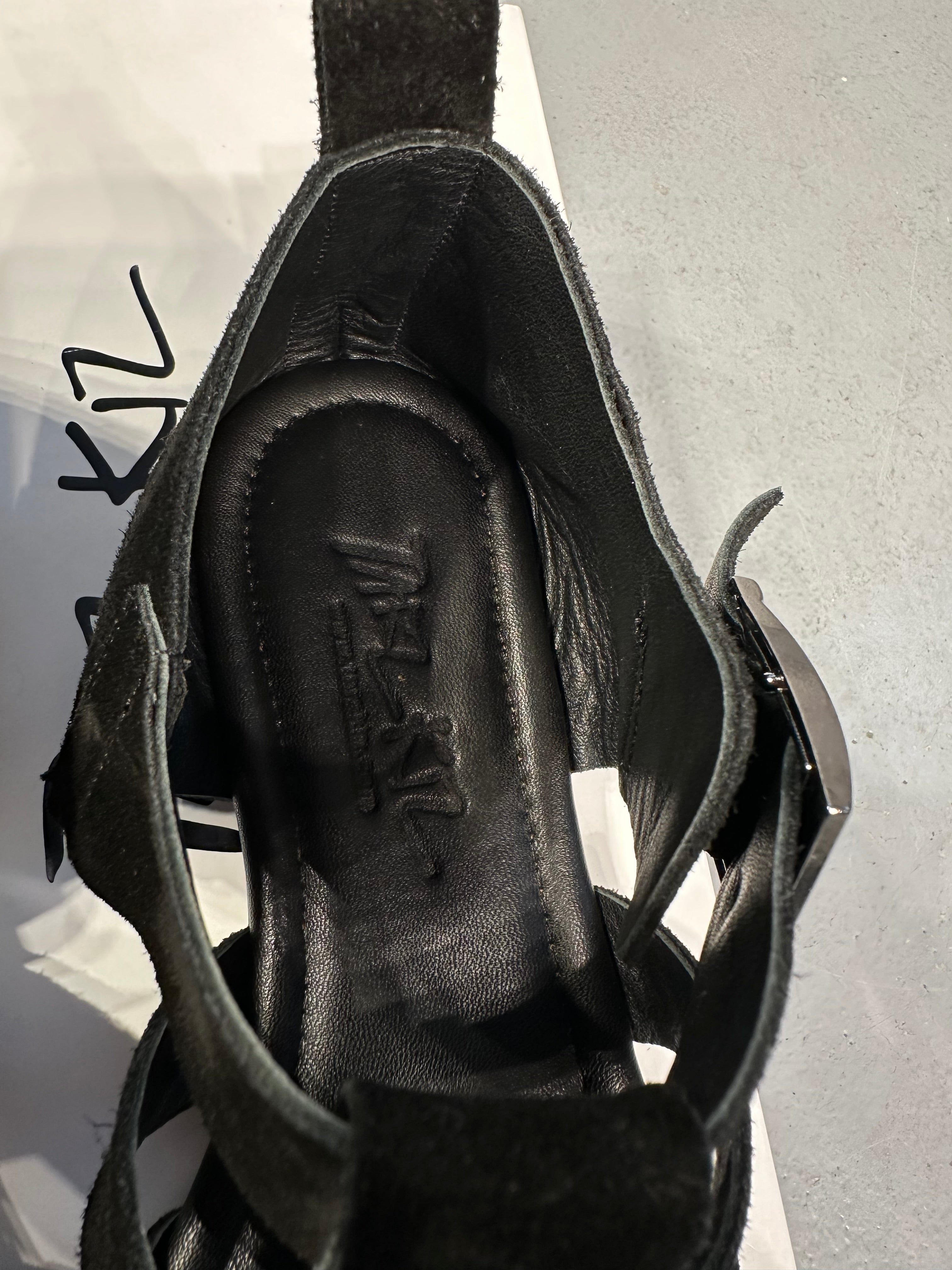 IBIZA Siyah Hakiki Süet Sandalet