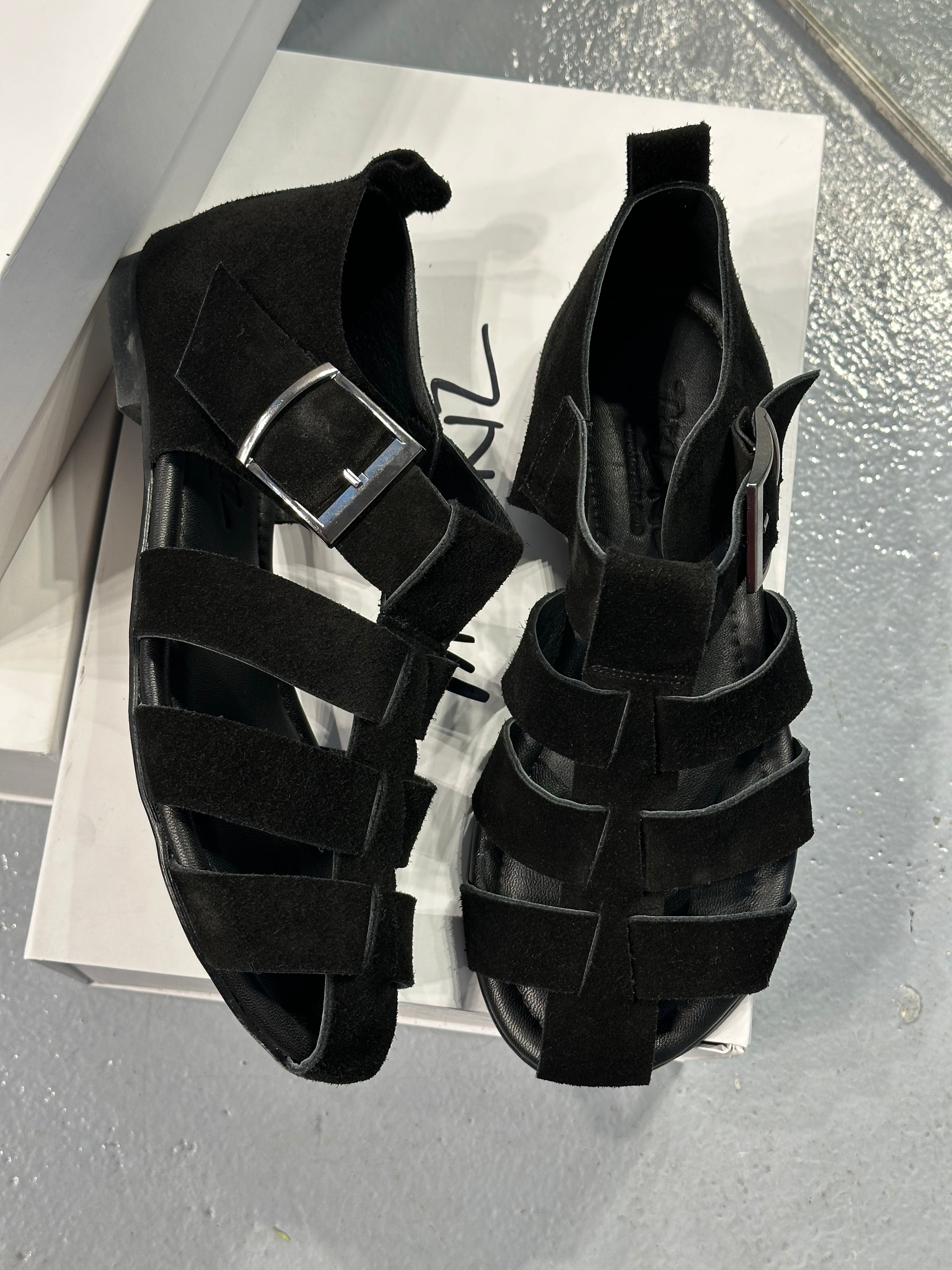 IBIZA Siyah Hakiki Süet Sandalet