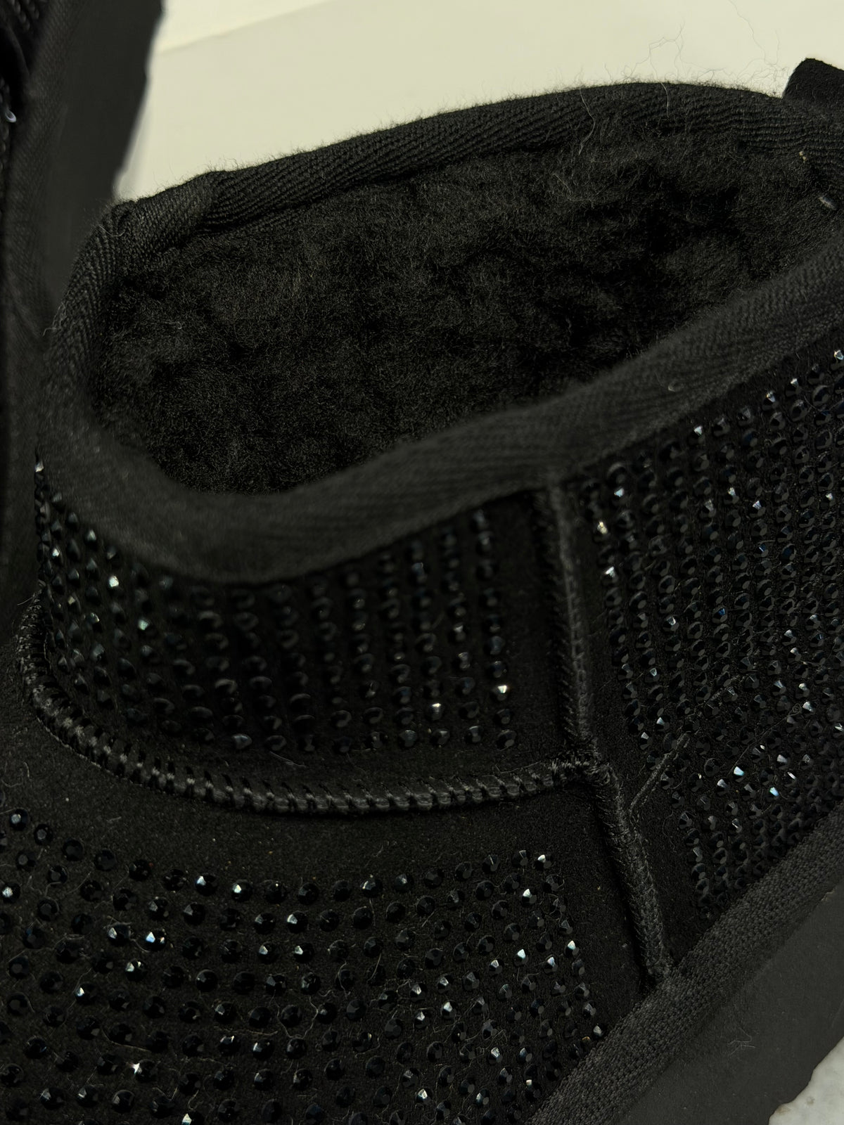 RICCO Siyah Süet Kürklü Bootie