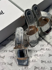 1137 GÜMÜŞ TOPUKLU TERLİK