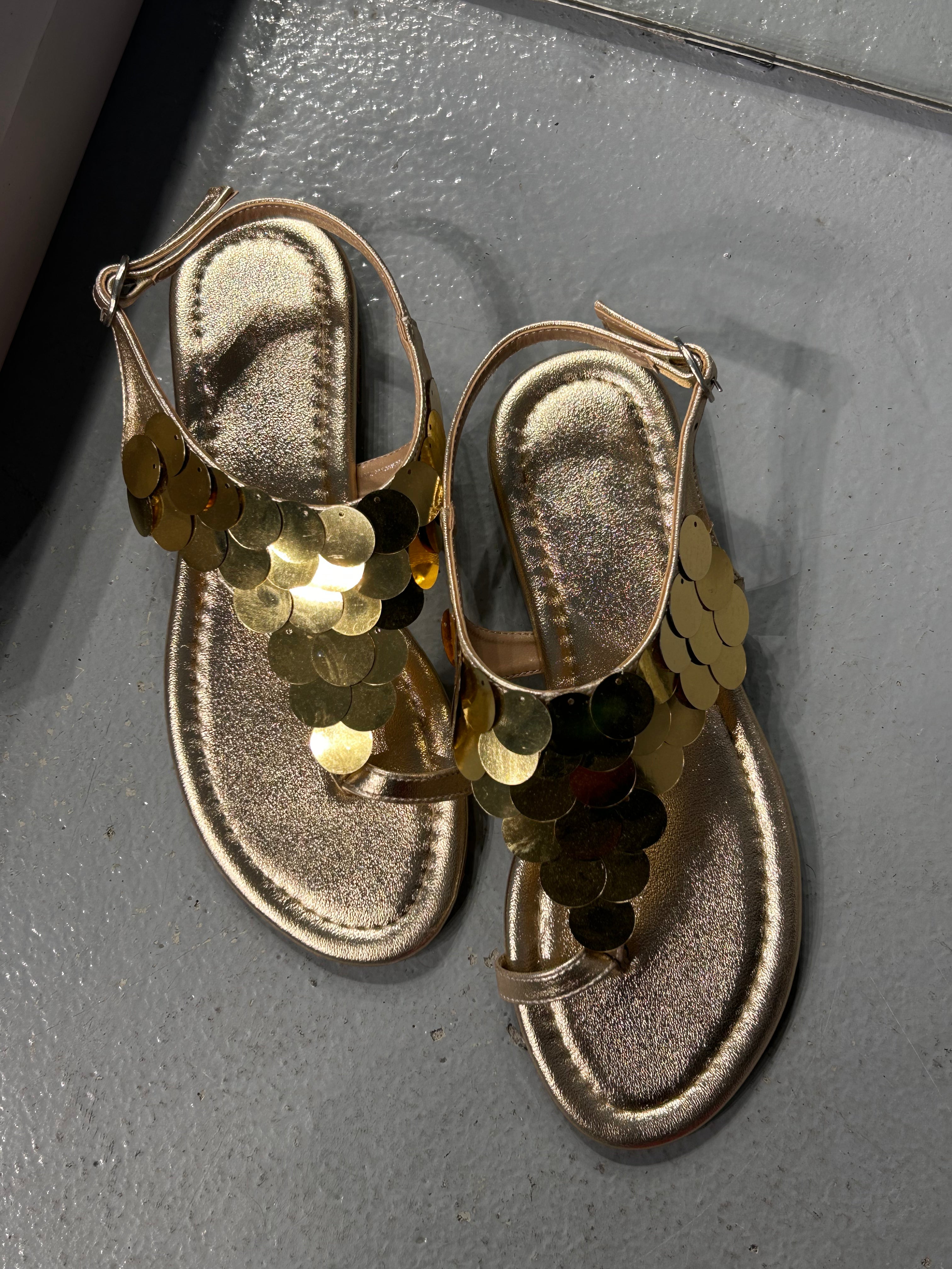 1150 GOLD PARMAK ARASI TERLİK