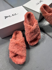 1195 PEMBE PELUŞ TERLİK