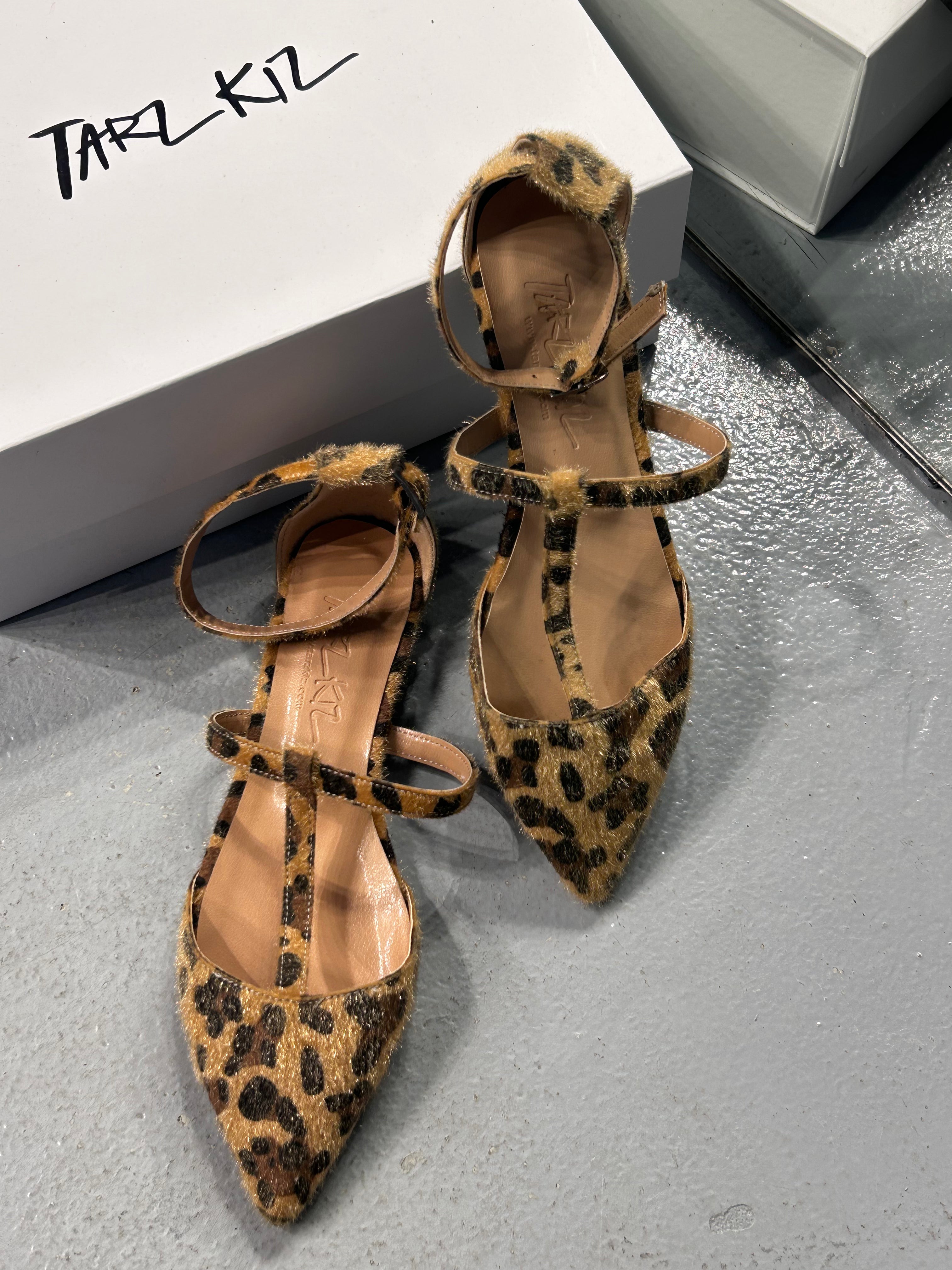 1203 LEOPAR BABET