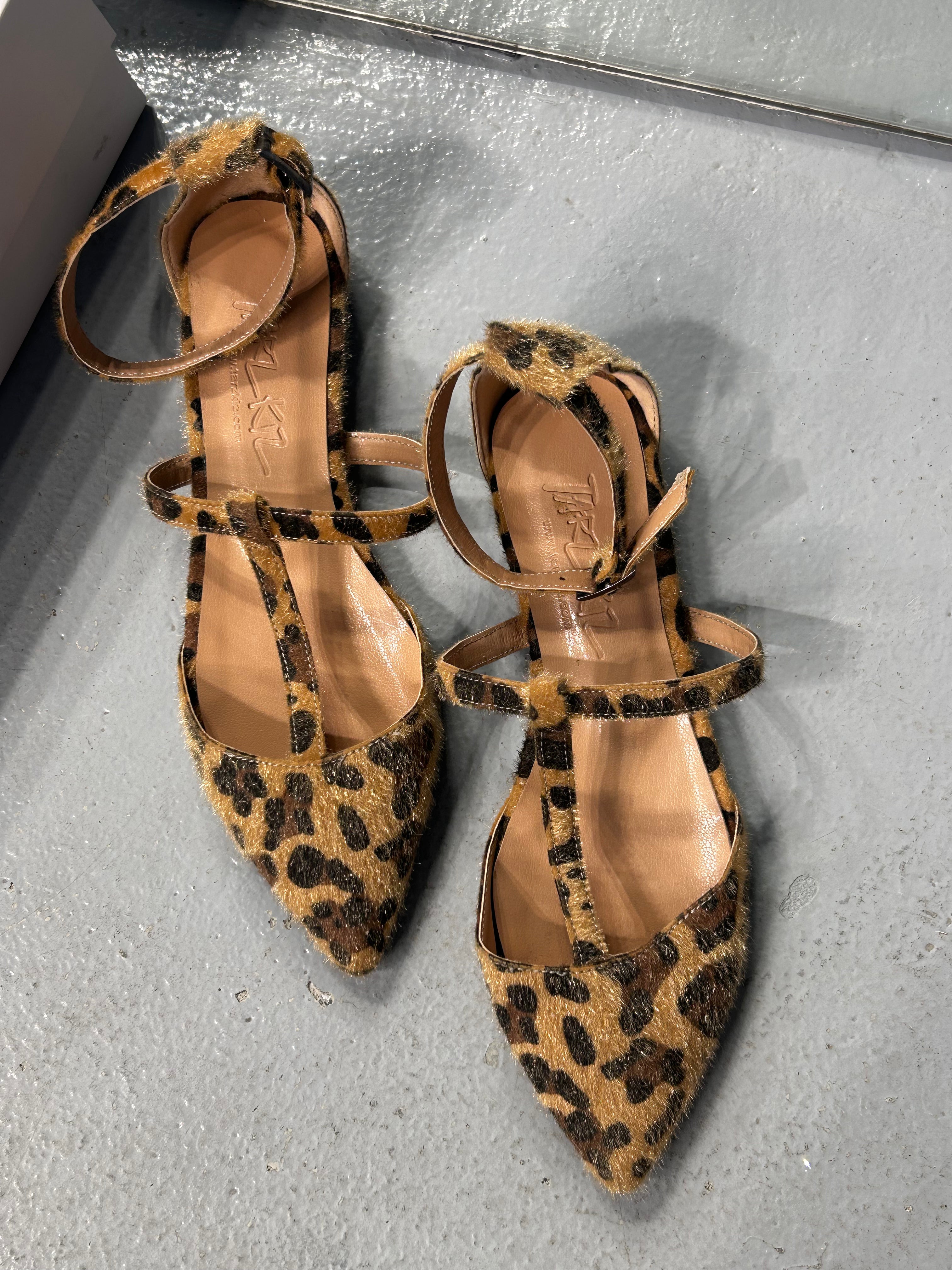 1203 LEOPAR BABET