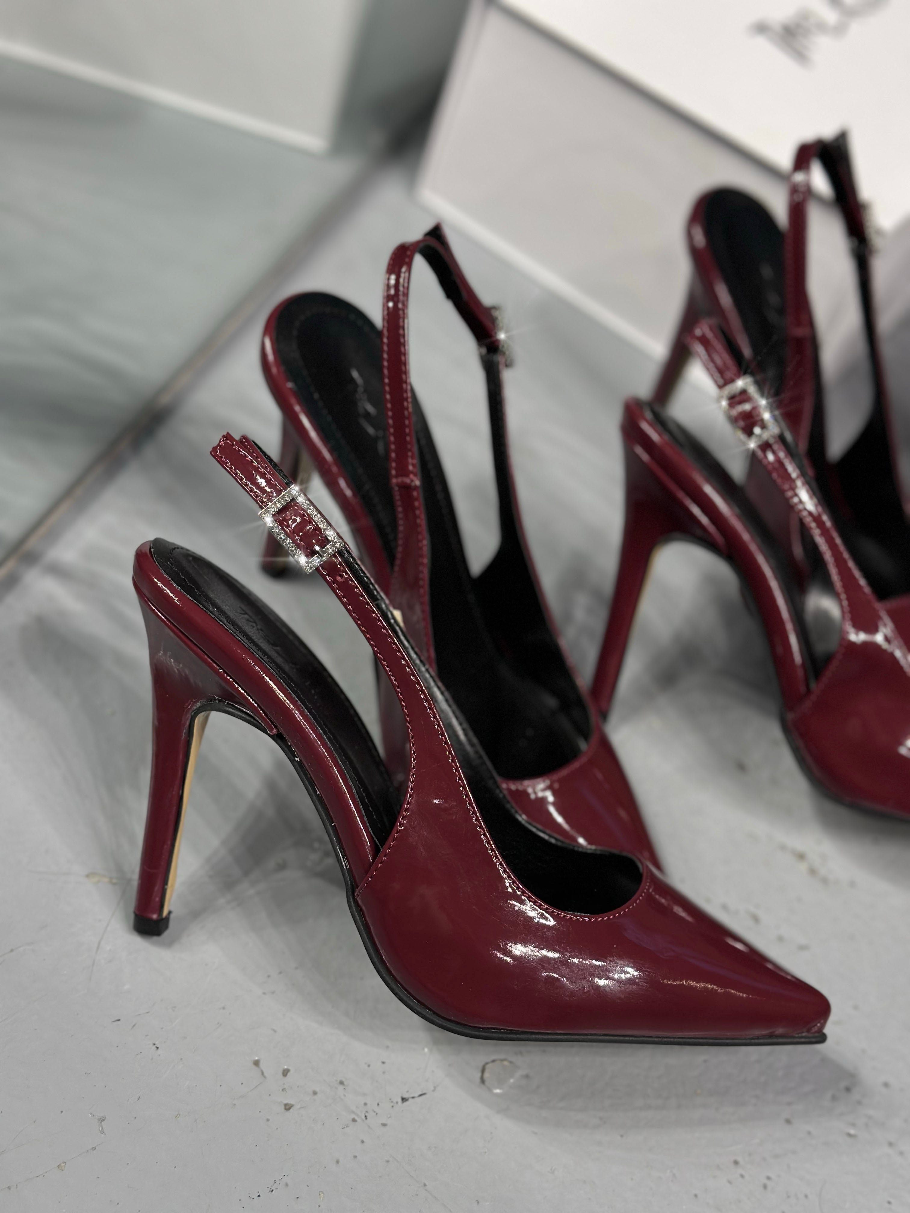 JOLIE Bordo Rugan Taşlı Tokalı Stiletto