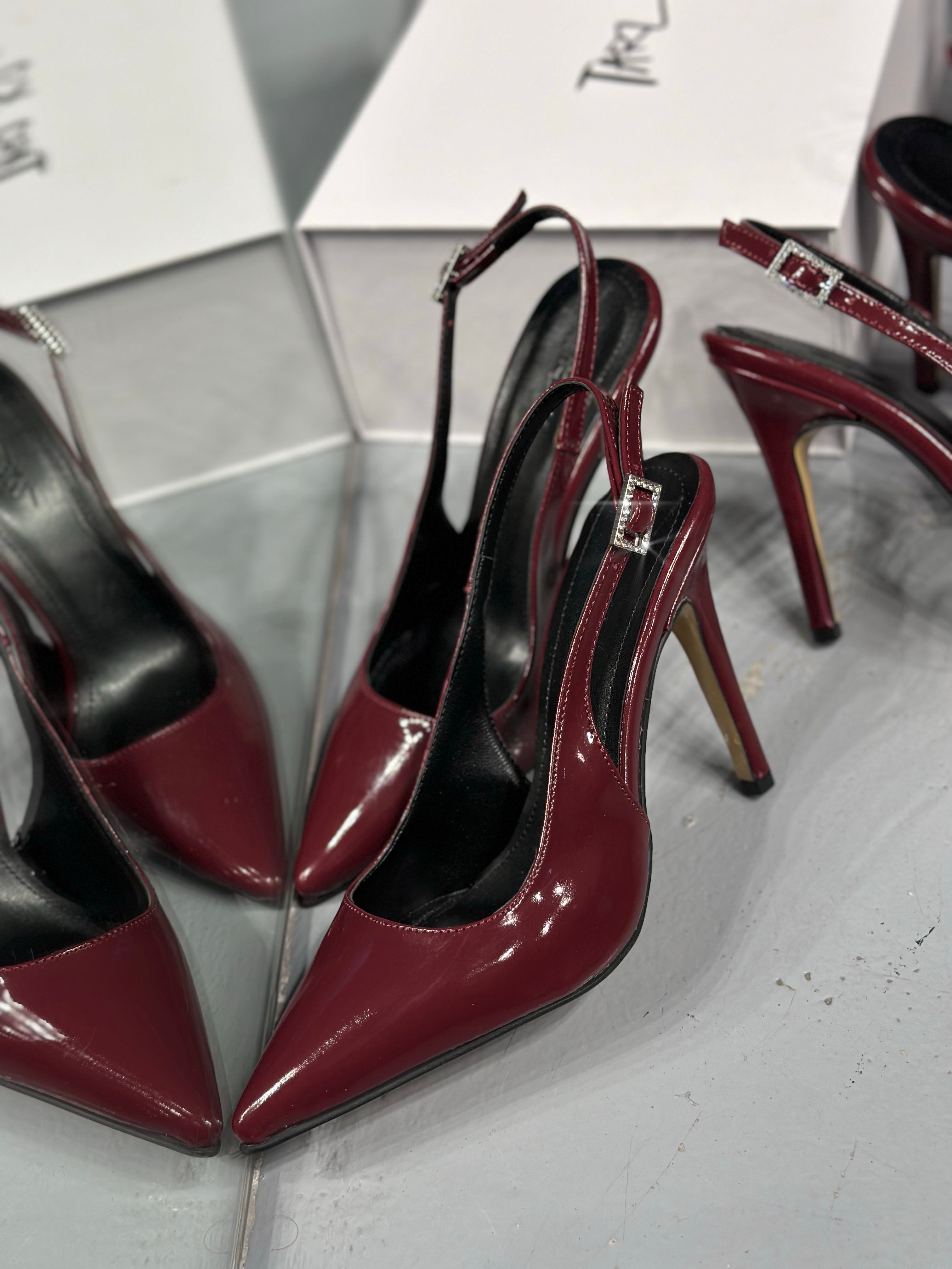 JOLIE Bordo Rugan Taşlı Tokalı Stiletto