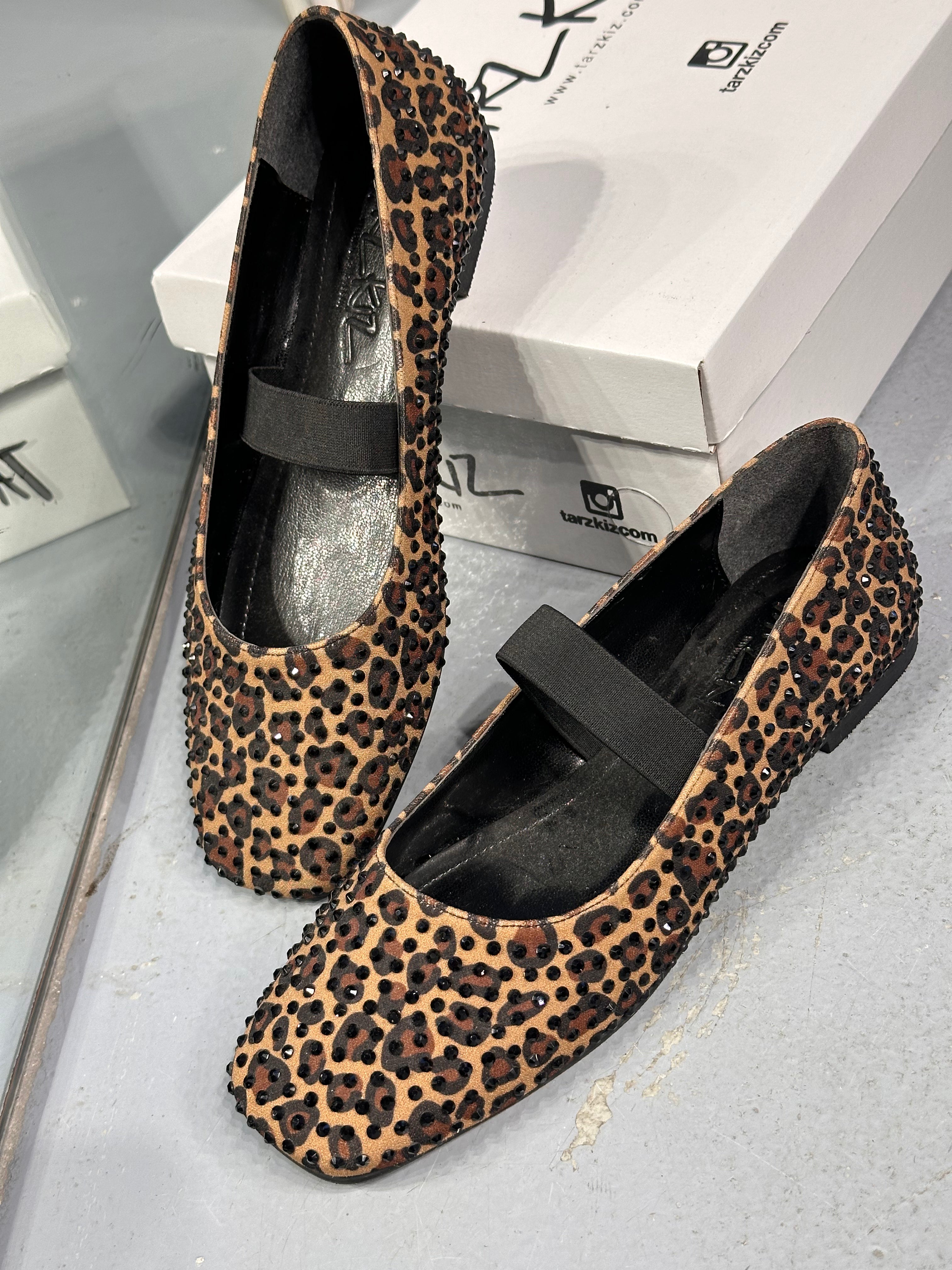 1069 LEOPAR DESENLİ BABET